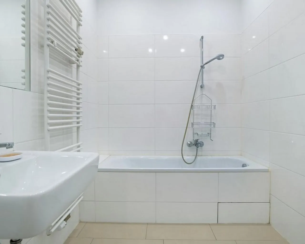 4Bdr Lovely Apartment Close To Everything Berlin