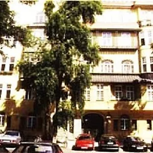 Pensionat Waizenegger Am Kurfuerstendamm, Berlin